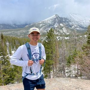 Meet your Posher, Derek